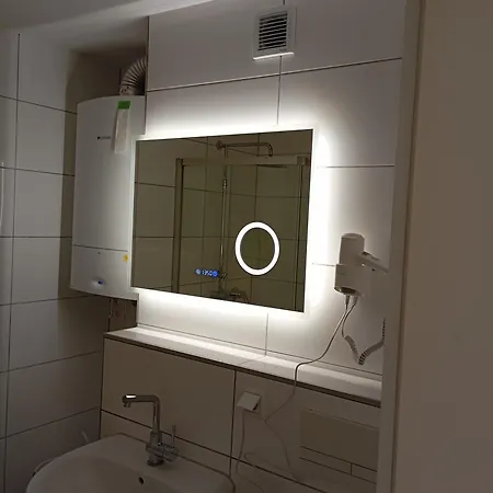 Messe Apartment *